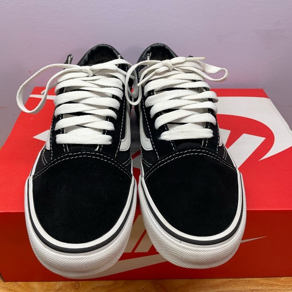 Vans “Old Skool” - Picture 4 of 7